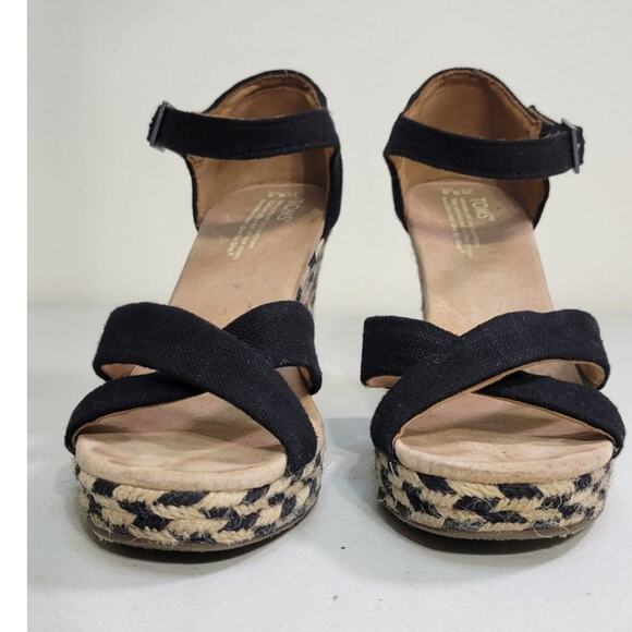 Toms Sandals Womens 9.5 Espadrilles Black & Tan Wedge Sandals Canvas 3.5 in Heel - Picture 4 of 10